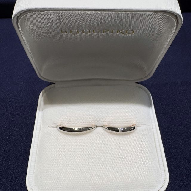 【BONDS(ボンズ)の口コミ】 指輪のデザインはシンプルで普段使いしやすいもの、値段もペアで10万円前…