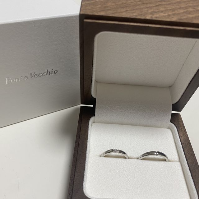 【Ponte Vecchio(ポンテヴェキオ)の口コミ】 いろんなブランドのいろんなデザインを試着しましたが、指との相性が1番良…
