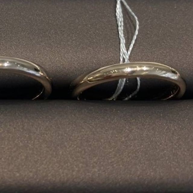 【アイプリモ(I-PRIMO)の口コミ】 シンプルなマリッジリングを探していましたが、オリジナリティも欲しいと…