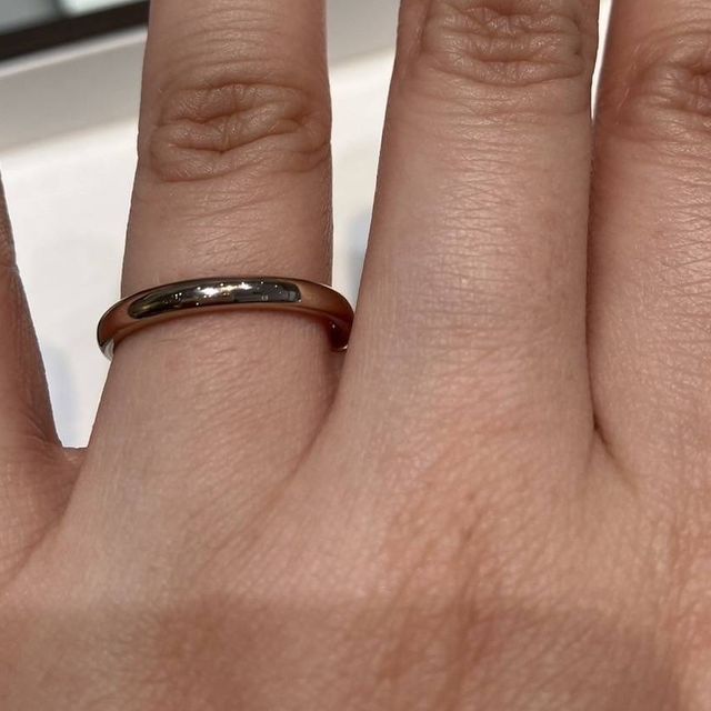 【アイプリモ(I-PRIMO)の口コミ】 シンプルなマリッジリングを探していましたが、オリジナリティも欲しいと…