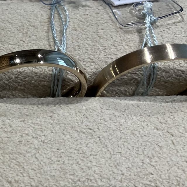 【BRILLIANCE+(ブリリアンスプラス)の口コミ】 シンプルなストレートのマリッジリング希望でしたが、自分達らしいオリジ…