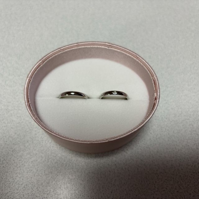 【insembre(インセンブレ)の口コミ】 私と夫が指先を多く使う仕事なので、指輪が割れたり欠けたりするのが心配…