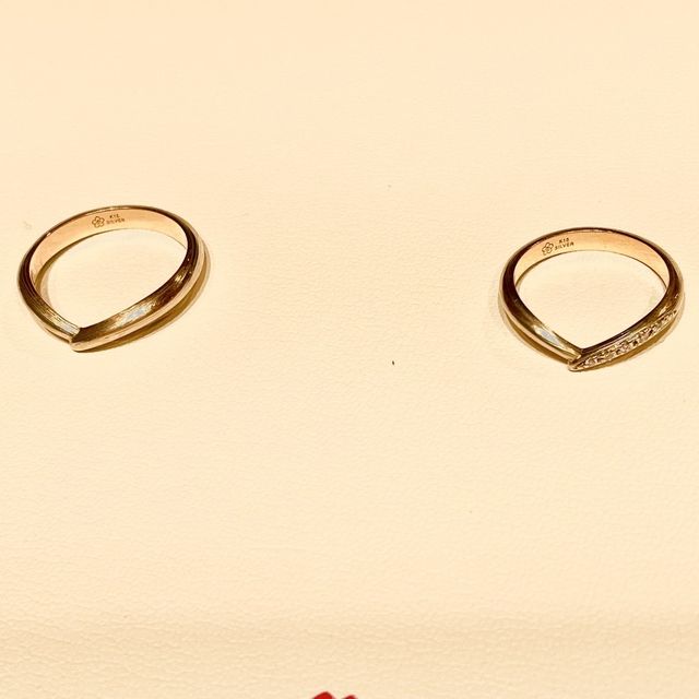 【杢目金屋(もくめがねや)の口コミ】 デザインが唯一無二のものです。数種類の金属を重ねて融合し、その日の状…