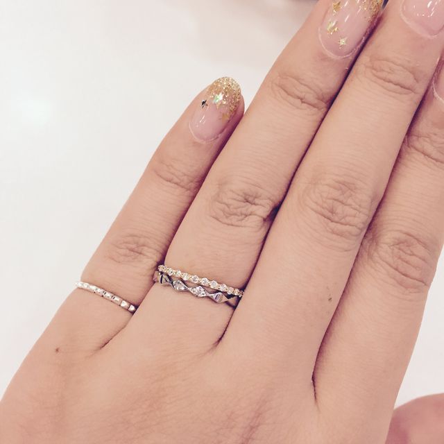 【AHKAH(アーカー)の口コミ】 アーカーは元々自分の好きなブランドで、結婚指輪を買うならアーカーと決…