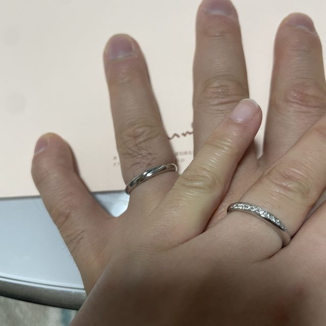 【ケイウノ ブライダル(K.UNO BRIDAL)の口コミ】 自分たちで好きなデザインを内側に入れられた。又、売っている指輪のデザ…