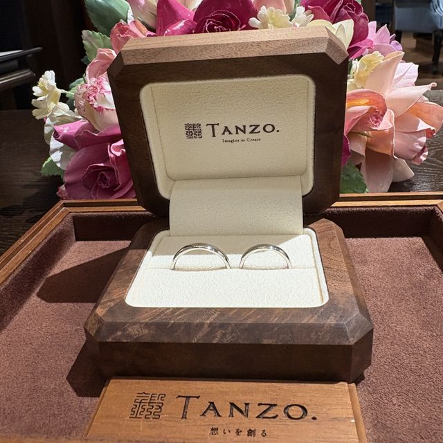 【TANZO.(鍛造指輪)の口コミ】 とにかくシンプルな指輪をさがしていました。何十年後もつけられるシンプ…