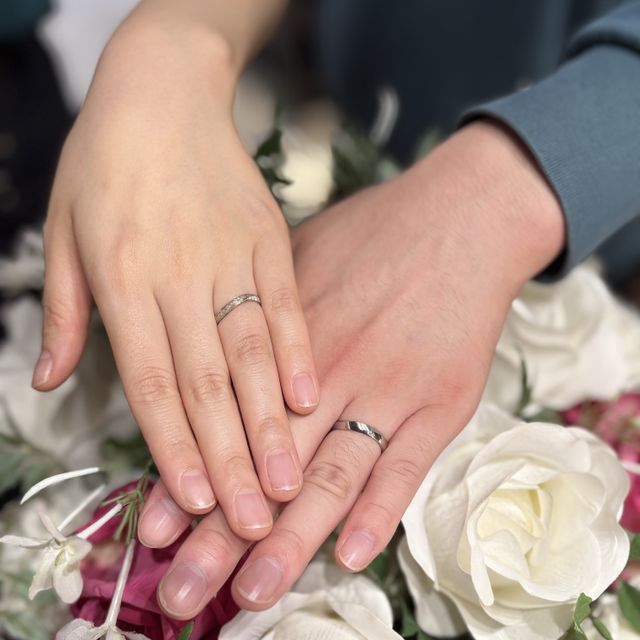 【TANZO.(鍛造指輪)の口コミ】 最初は他店や当店での試着でS地の形を選択しました。プラチナとゴールドで…