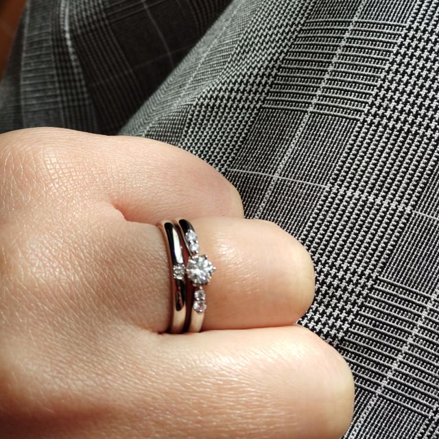 【ラザール ダイヤモンド(LAZARE DIAMOND)の口コミ】 ラザールダイヤモンドはダイアモンドがとても綺麗です。同じくラザールダ…