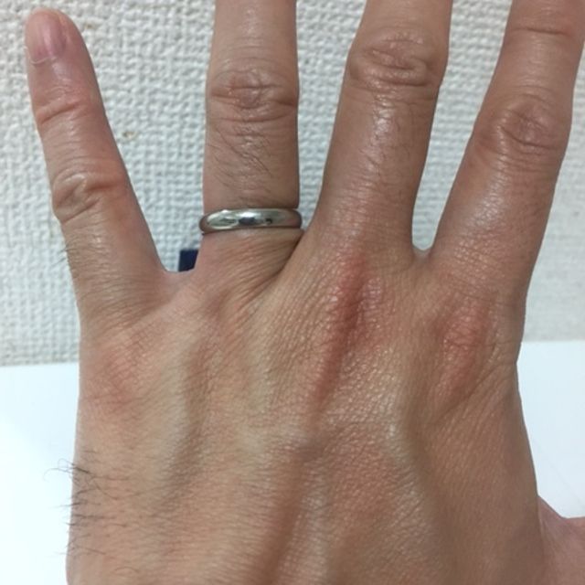 【Ptau(ピトー)の口コミ】 硬い指輪を探していたので、プラチナと金の組み合わせはベストマッチでし…