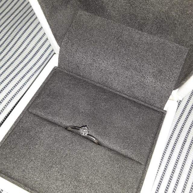 【TOWA(永遠)の口コミ】 第一印象がウェーブになっていることに惹かれました。
しなやかな女性らし…