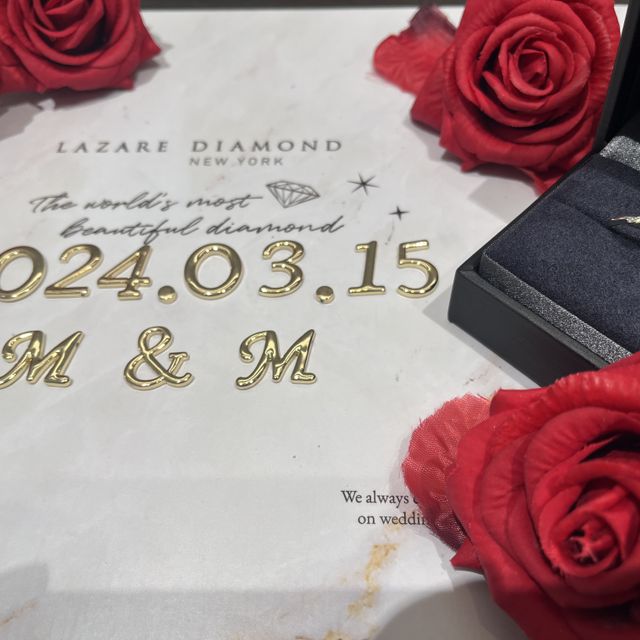 【ラザール ダイヤモンド(LAZARE DIAMOND)の口コミ】 ダイヤモンドは0.28ctを選びましたが、質のいいダイヤモンドにしたので、…