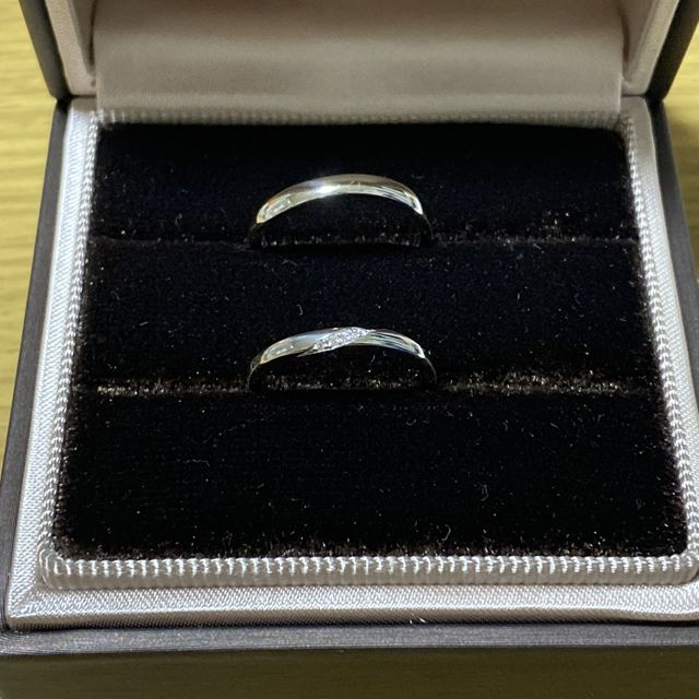 【アイプリモ(I-PRIMO)の口コミ】 指に馴染むので指輪をつけてる感覚がないということに惹かれました。細身…