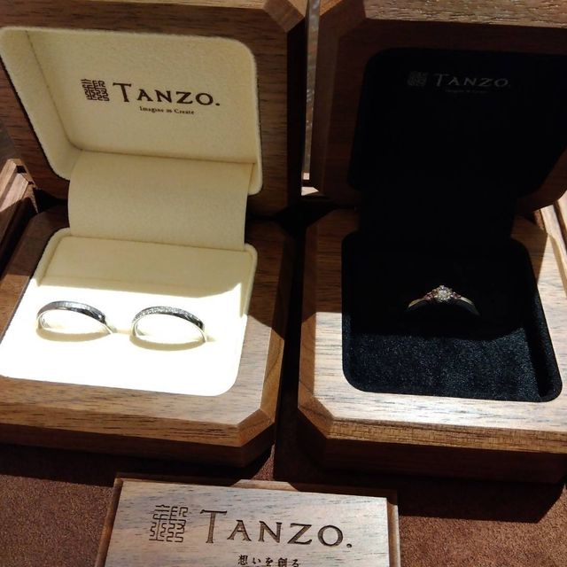 【TANZO.(鍛造指輪)の口コミ】 フルオーダーでお願いしました。私は4月生まれでダイヤモンドが誕生石なの…