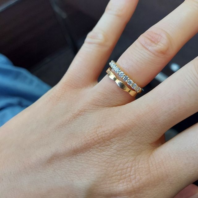 【アイプリモ(I-PRIMO)の口コミ】 【指輪のデザインについて】
ありそうで、他のブランドにはない、とても素…