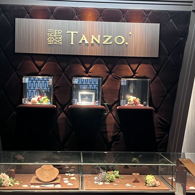 【TANZO.(鍛造指輪)の口コミ】 いろんな指輪を試し、満足のいくデザインをカタチにしてくださいました。…