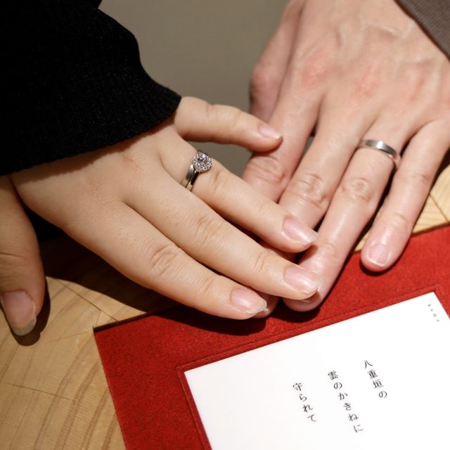 【出雲結(いずもゆい)の口コミ】 ネットで指輪を探している時に彼女がデザインに一目惚れしてお店に伺いま…