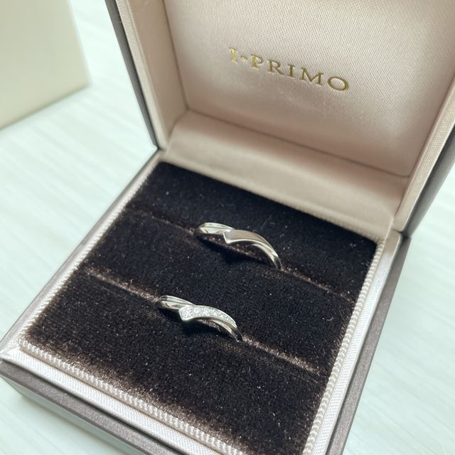 【アイプリモ(I-PRIMO)の口コミ】 指輪の付け心地がよく
他とは違う形、ダイヤの入り方で綺麗でした
派手す…