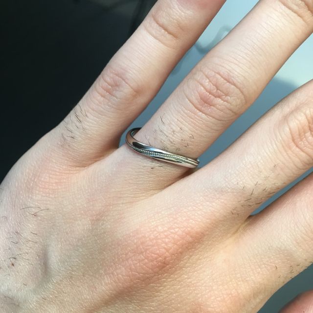 【JEWELRY  KAMATA(ジュエリーかまた)の口コミ】 これまで指輪をつけたことが無く、結婚指輪で初めてつけました。シンプル…