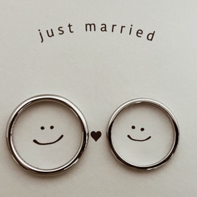 【アイプリモ(I-PRIMO)の口コミ】 指輪のデザインは、シンプルでダイヤモンドが５石入ってるものを選びまし…