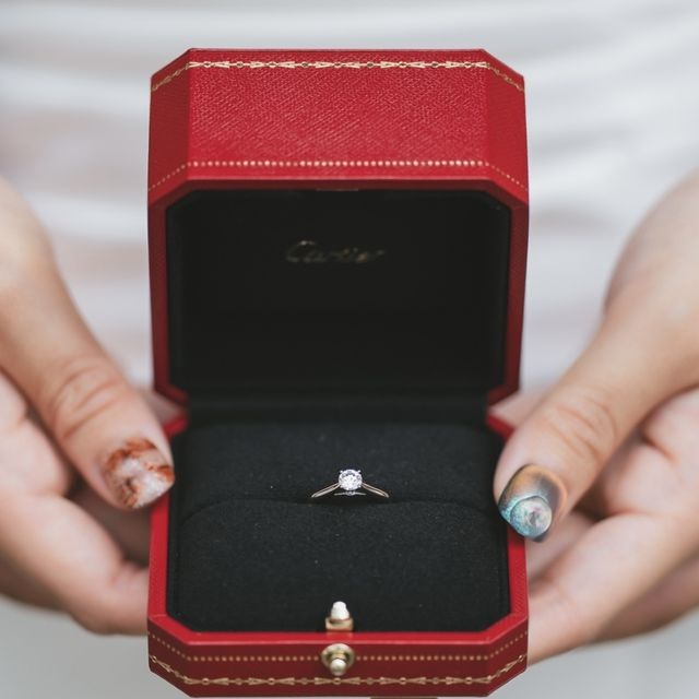 【カルティエ(Cartier)の口コミ】 昔からCartierの指輪に憧れを持っていたため、ブランドを先に決めてから指…