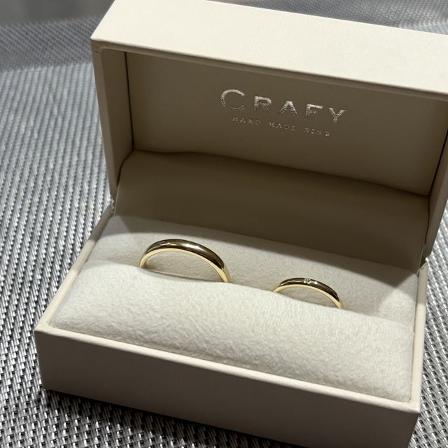 【CRAFY(クラフィ)の口コミ】 それぞれの要望にそったものを作る事を出来ました。
色を選ぶ際も店員さん…