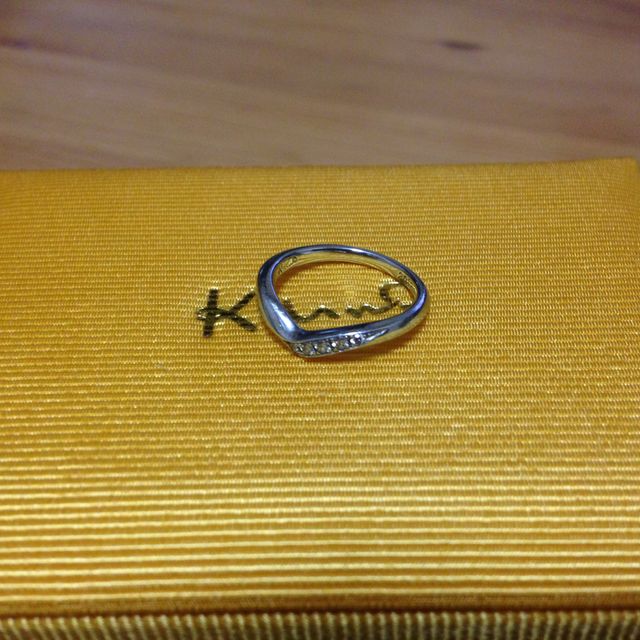 【ケイウノ ブライダル(K.UNO BRIDAL)の口コミ】 ジュエリーデザイナーの方が、私たち夫婦の希望を聞きながらデザインして…