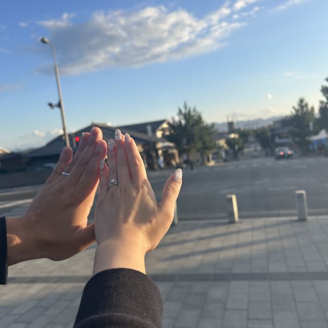 【出雲結(いずもゆい)の口コミ】 婚約指輪、結婚指輪はお店がオススメしているセットのものを購入しており…