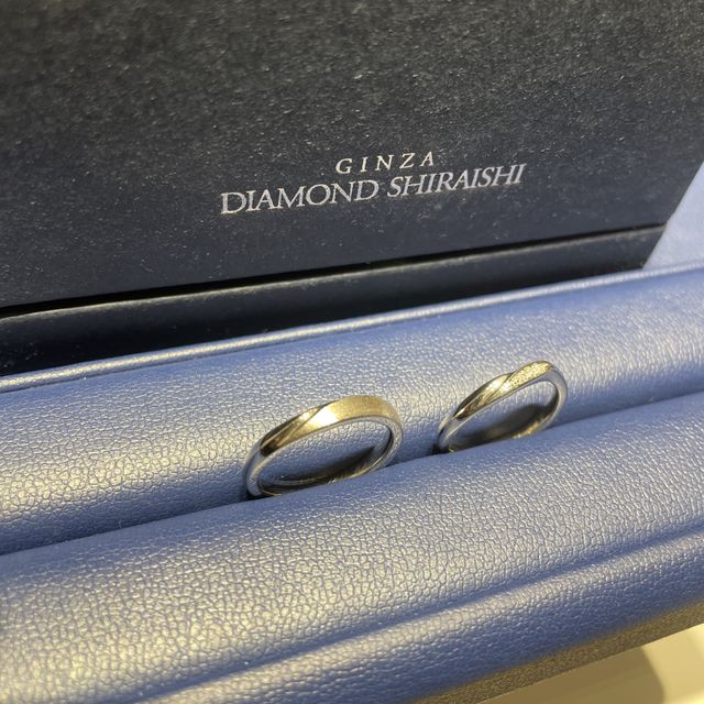 【銀座ダイヤモンドシライシの口コミ】 銀座ダイヤモンドシライシさんのシャイニングフローは男性側はダイヤカッ…
