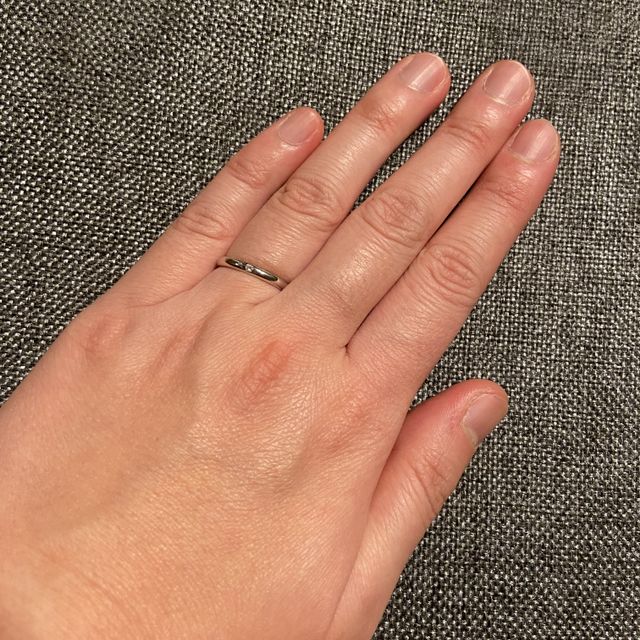 【和光ブライダルブティックギンザの口コミ】 プラチナのセミオーダーで選びました。サイズは0.5号ずつの展開です。一石…