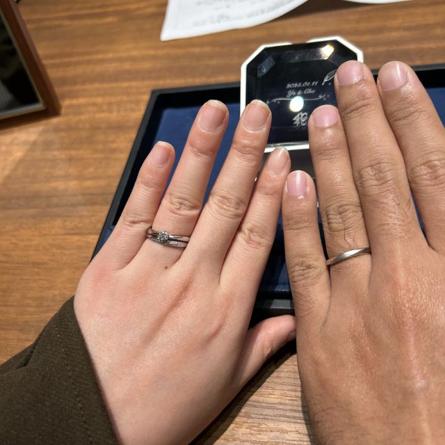 【4℃ BRIDAL(ヨンドシーブライダル)の口コミ】 素敵なデザインが決め手となり、この指輪を選びました。一目見た瞬間、そ…