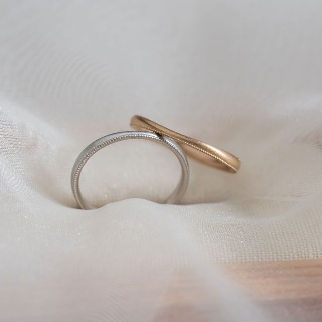 【Cayof(カヨフ)の口コミ】 数多くのデザインがある中から悩みつつベースとなる指輪を決め、そこから…