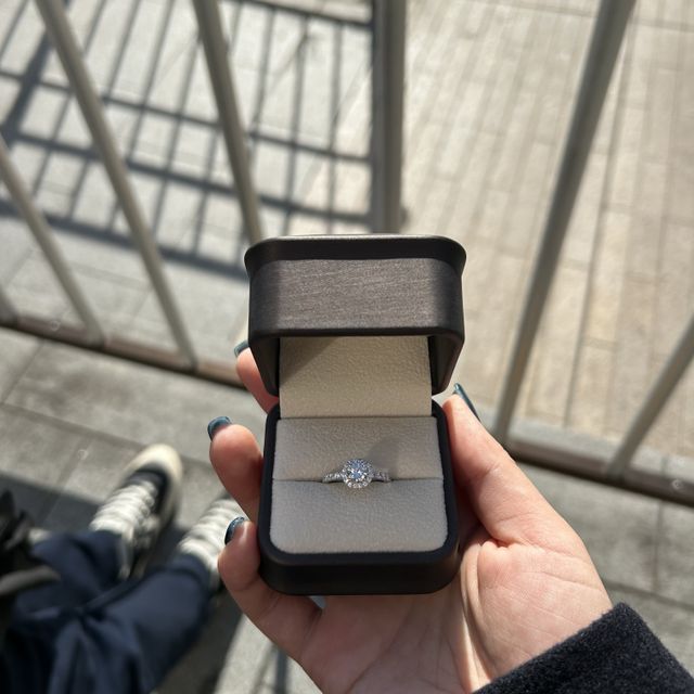 【宝寿堂(ほうじゅどう)の口コミ】 祖母の指輪をリフォームして婚約指輪をオーダーしました。カジュアルにも…