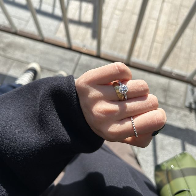 【宝寿堂(ほうじゅどう)の口コミ】 祖母の指輪をリフォームして婚約指輪をオーダーしました。カジュアルにも…