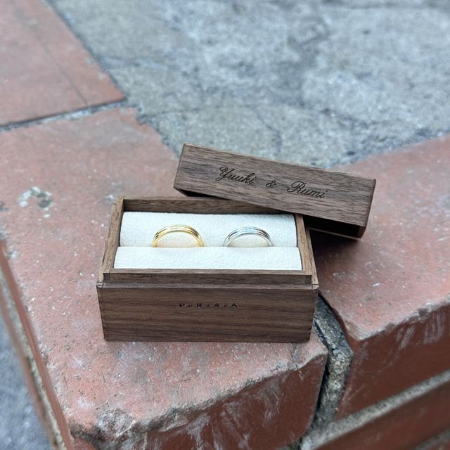 【PORTADA(ポルターダ)の口コミ】 デザインにこだわりがあり、唯一無二と思った。まっすぐではなぬすこし曲…