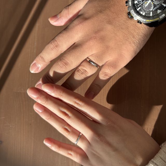 【ラザール ダイヤモンド(LAZARE DIAMOND)の口コミ】 いい意味で付けている感じがしないので、毎日つけられる。主張が強すぎな…