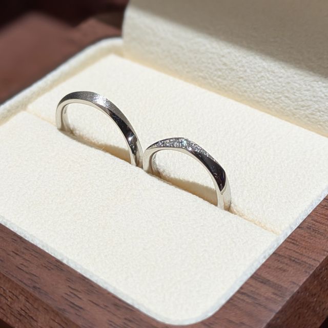 【TANZO.(鍛造指輪)の口コミ】 デザイン、素材、デザインなど自分好みにできるので
ダイヤモンドも自分に…