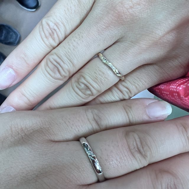 【ケイウノ ブライダル(K.UNO BRIDAL)の口コミ】 ディズニーのデザインが良いなと2人で話していて、特に美女と野獣のデザイ…