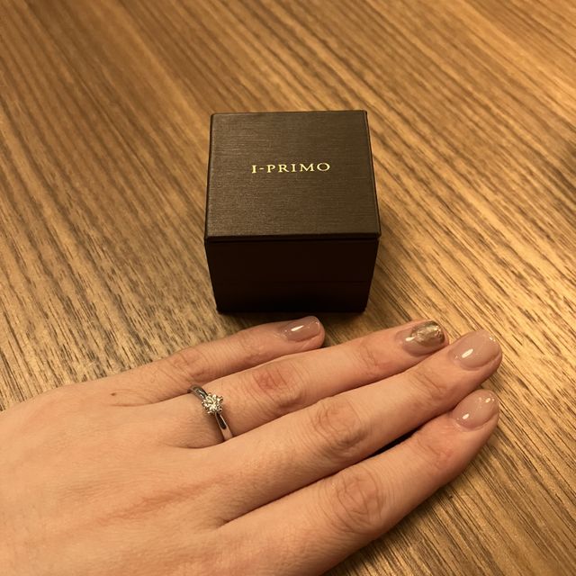 【アイプリモ(I-PRIMO)の口コミ】 指にフィットする感じがここのが一番良かったです。台座が最新のモデルで…