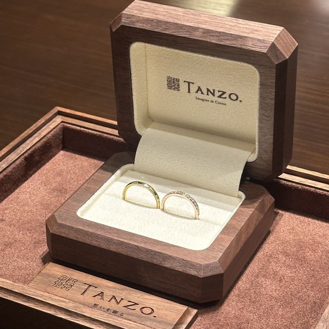 【TANZO.(鍛造指輪)の口コミ】 様々なデザインに対応でき、大量生産ではなく職人さんが1つ1つ手作りで1枚…