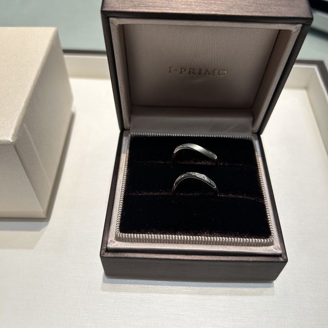 【アイプリモ(I-PRIMO)の口コミ】 ウェーブのデザインを探しており、こちらのデザインは一目惚れしました。…