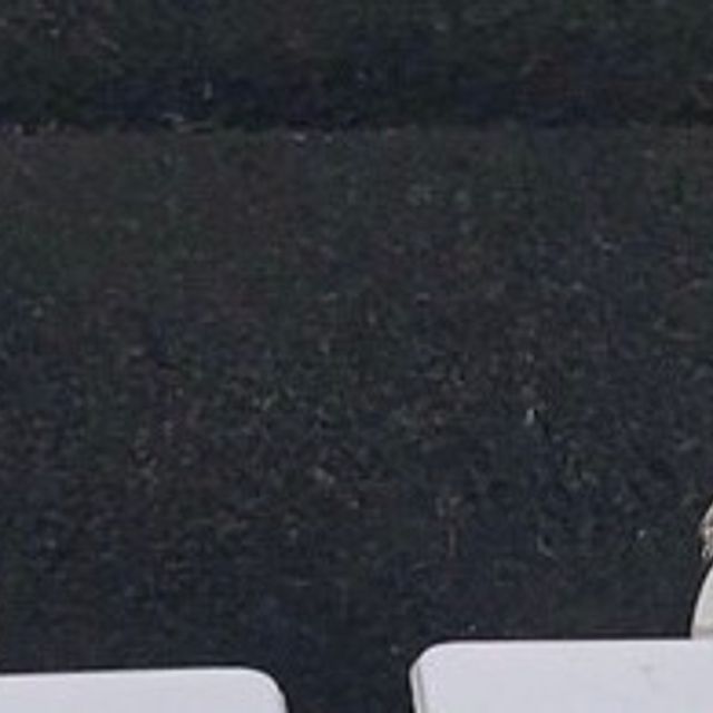 【TRECENTI(トレセンテ)の口コミ】 付けたのは右側の指輪になりますが、ダイヤモンドが1周散りばめてありまし…