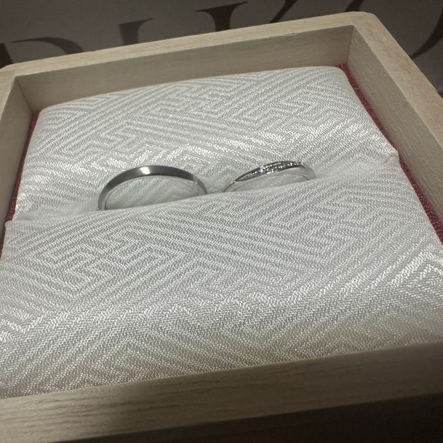 【TOMOE(トモエ)の口コミ】 指輪を買う前はプラチナと聞くと追加料金がかかるイメージでしたが総額表…