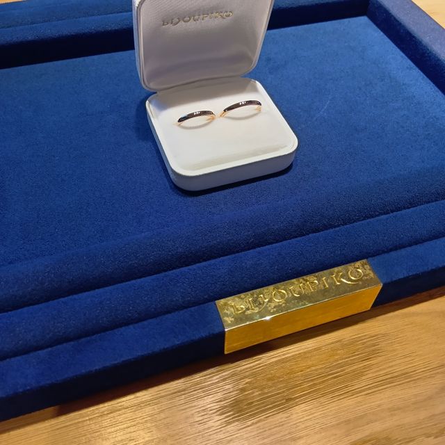 【BONDS(ボンズ)の口コミ】 デザインはシンプル
色味がやや金色に近い
価格が懐に優しい
色が落ち着い…