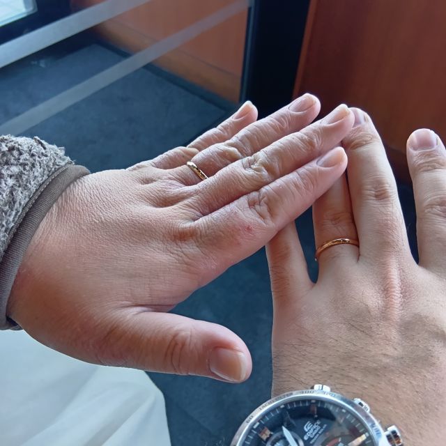 【BONDS(ボンズ)の口コミ】 デザインはシンプル
色味がやや金色に近い
価格が懐に優しい
色が落ち着い…