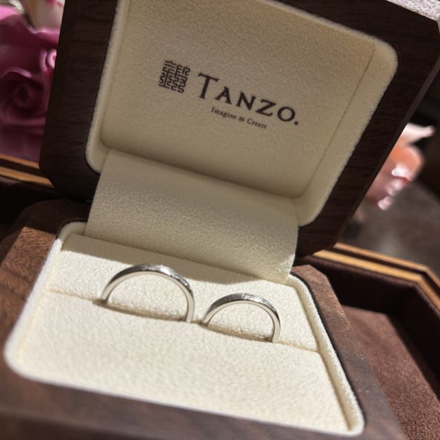 【TANZO.(鍛造指輪)の口コミ】 シンプルかつオリジナリティが出るようにデザインしました。
ずっと身につ…
