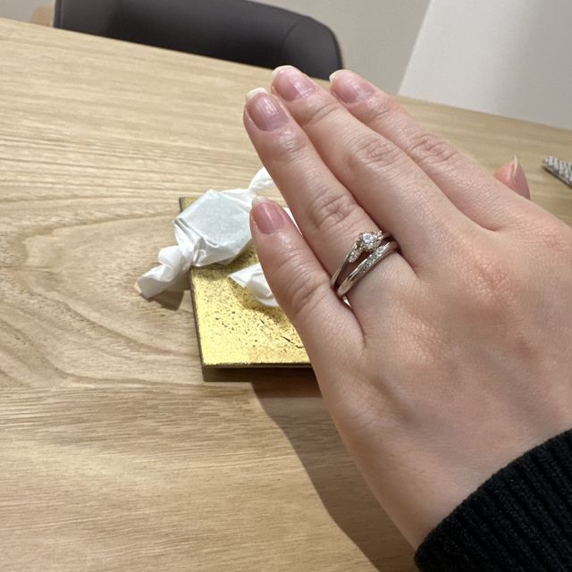 【出雲結(いずもゆい)の口コミ】 デザインが綺麗であり、大変繊細に作られている。
また、ツヤ出しやマット…