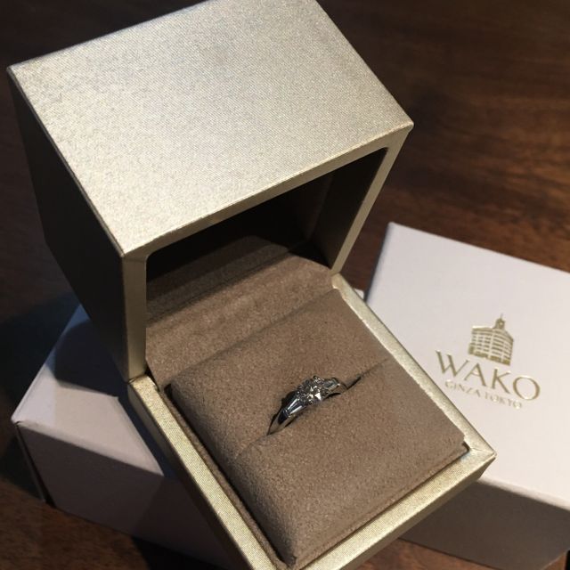 【和光ブライダルブティックギンザの口コミ】 他のブランドと比較してダイヤモンドの輝き方が品よくきれいでした(ギラギ…