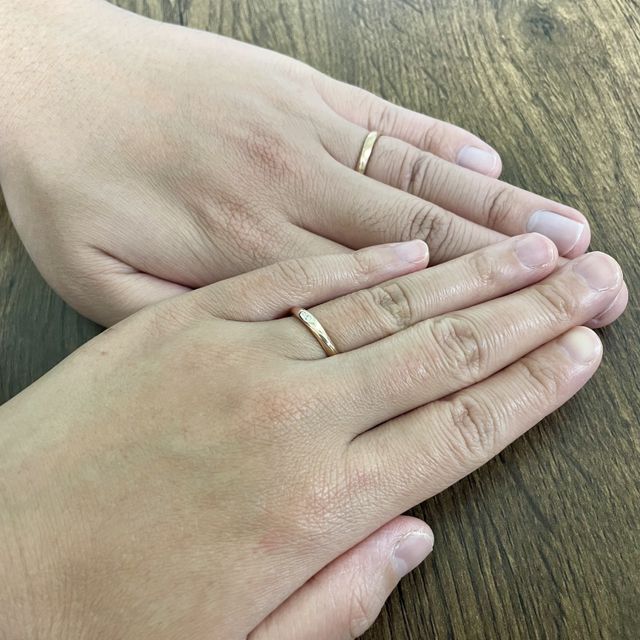 【4℃ BRIDAL(ヨンドシーブライダル)の口コミ】 まずは、何と言ってもシンプルなデザインが気に入っています。
普段は指輪…