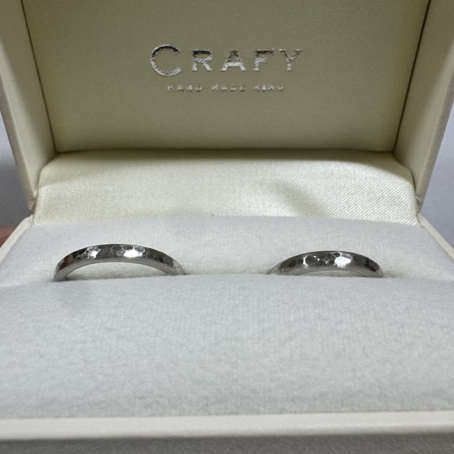 【CRAFY(クラフィ)の口コミ】 シンプルで毎日つけやすい指輪を探していました。元の価格からプラスせず…