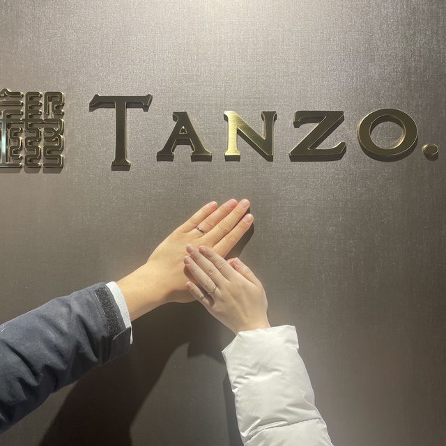 【TANZO.(鍛造指輪)の口コミ】 オーダーで色、デザイン、ダイヤの数、形など自由に決めることができるの…
